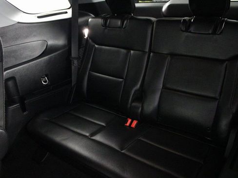 Used 2024 Ford Explorer Limited image 19