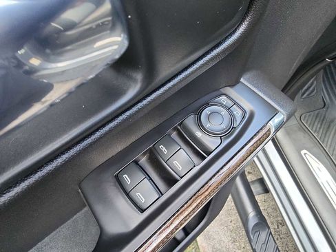 Used 2020 Chevrolet Silverado 1500 RST w/ All-Star Edition image 14