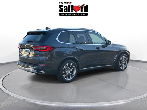 Used 2022 BMW X5 xDrive40i w/ Premium Package image 9