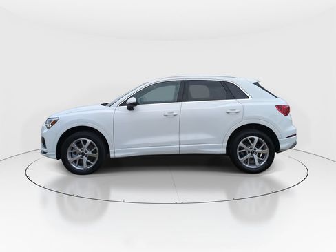 Used 2023 Audi Q3 2.0T Premium AWD/4WD image 5