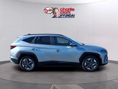 New 2026 Hyundai Tucson SEL FWD image 6