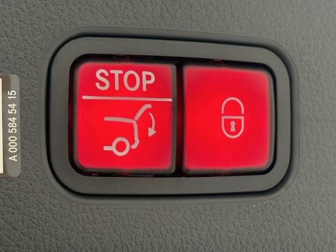 New 2026 Mercedes-Benz GLC 300 image 21