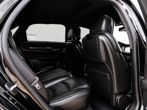 Used 2018 Cadillac CT6 Platinum image 40