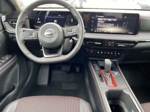 New 2026 Nissan Kicks SR w/ Cold Weather Package AWD/4WD image 9