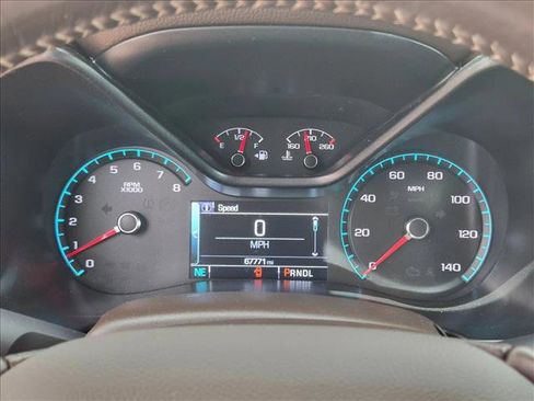 Used 2017 GMC Canyon SLT AWD/4WD image 10