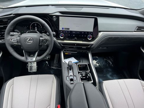 New 2026 Lexus TX 500h AWD image 16