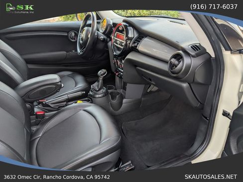 Used 2014 MINI Cooper 2-Door Hardtop FWD image 29