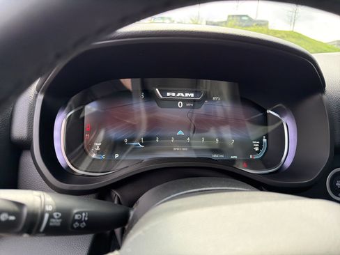 Used 2025 RAM 1500 Big Horn image 19