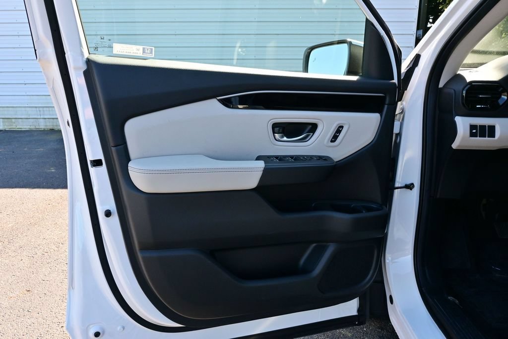 New 2026 Honda Pilot EX-L image 7