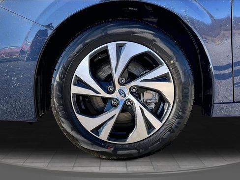 Used 2025 Subaru Legacy Premium image 8