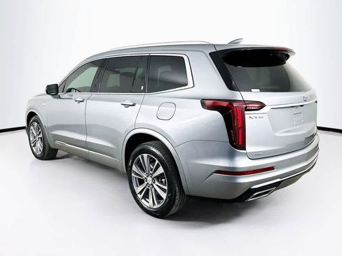 Used 2024 Cadillac XT6 Premium Luxury AWD/4WD image 4