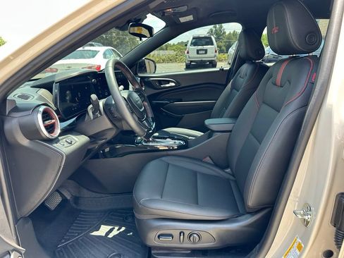 Used 2026 Chevrolet Trax RS w/ Driver Confidence Package FWD image 11