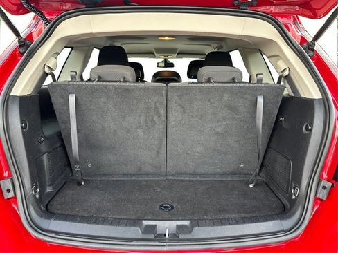Used 2018 Dodge Journey SE w/ Connectivity Group FWD image 12