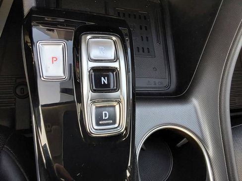 Used 2021 Hyundai Sonata Limited w/ Winter Weather Package FWD image 32