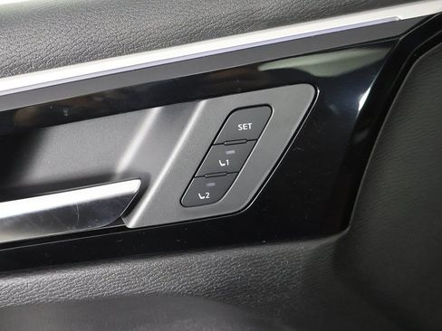 Used 2025 Mitsubishi Outlander SEL AWD/4WD image 42