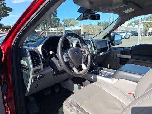 Used 2017 Ford F150 Lariat w/ Equipment Group 502A Luxury image 7