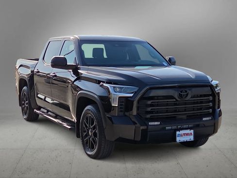 Used 2026 Toyota Tundra SR5 w/ SX Package RWD image 3