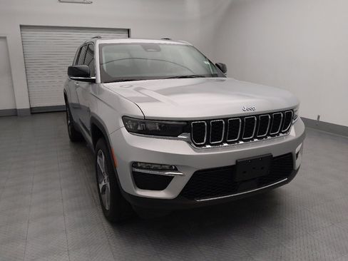 Used 2024 Jeep Grand Cherokee Limited 4xe AWD/4WD image 14