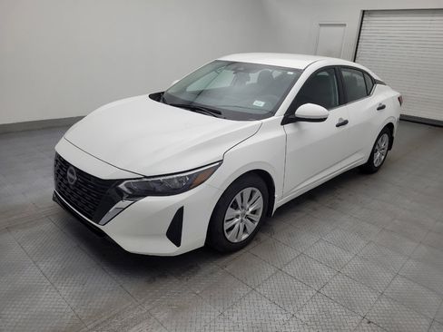 Used 2024 Nissan Sentra S image 2
