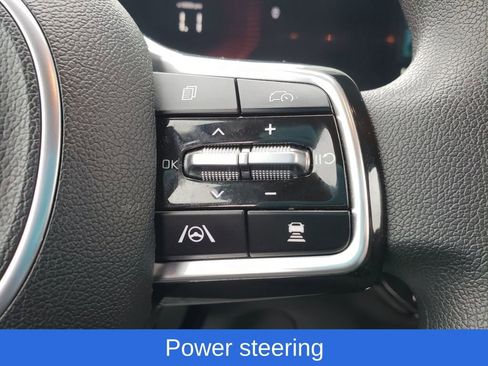 Used 2024 Kia Sorento LX image 13