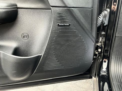 Used 2016 Dodge Challenger SRT Hellcat image 16