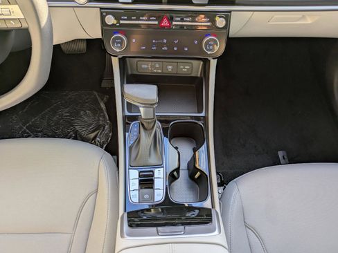New 2026 Hyundai Tucson SEL FWD image 19