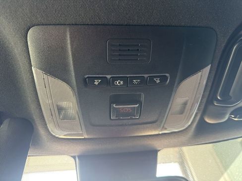 Used 2020 Toyota Corolla SE image 13