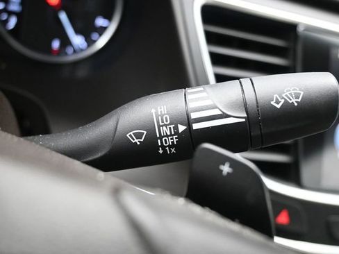 Used 2017 Buick LaCrosse Premium w/ Driver Confidence Package #2 image 19