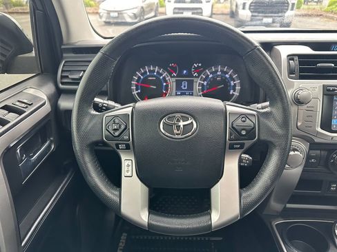 Used 2019 Toyota 4Runner SR5 Premium AWD/4WD image 20