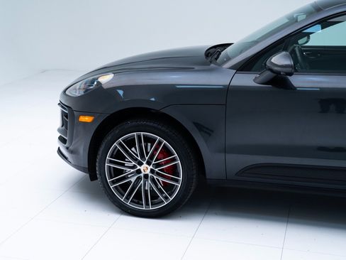 Certified 2024 Porsche Macan S AWD/4WD image 11