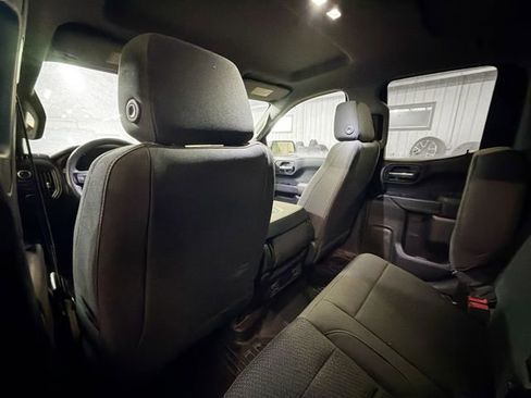 Used 2022 Chevrolet Silverado 1500 W/T w/ WT Value Package image 9