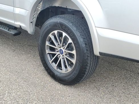 Used 2019 Ford F150 XLT w/ Equipment Group 302A Luxury AWD/4WD image 35