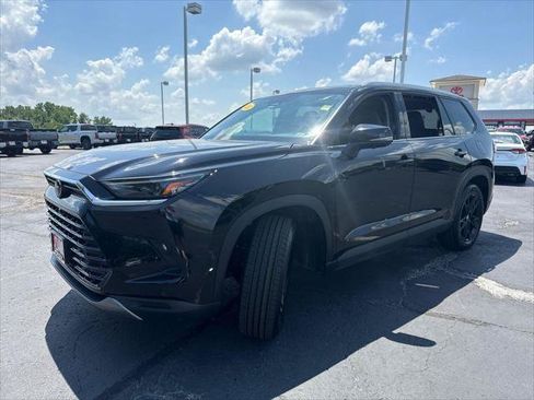 Certified 2024 Toyota Grand Highlander AWD image 4