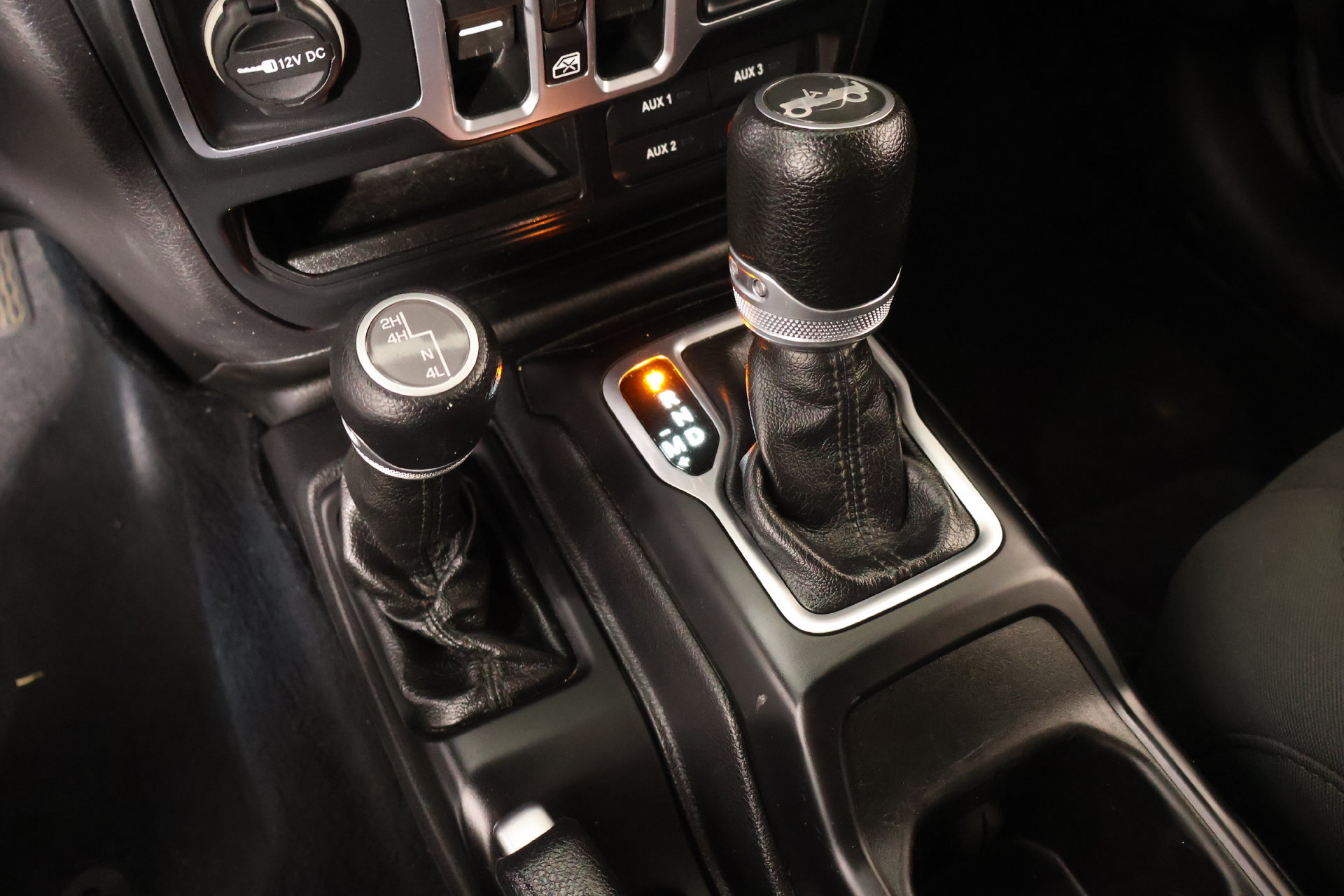 Used 2018 Jeep Wrangler Unlimited Sport S AWD/4WD image 7