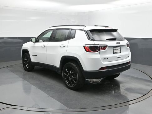 New 2026 Jeep Compass Latitude AWD/4WD image 5