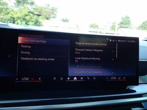 Used 2024 BMW X6 xDrive40i w/ M Sport Professional Package AWD/4WD image 37