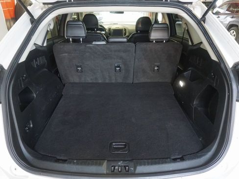 Used 2019 Ford Edge SEL w/ Equipment Group 201A image 16