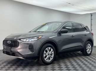 Used 2023 Ford Escape Active video 2