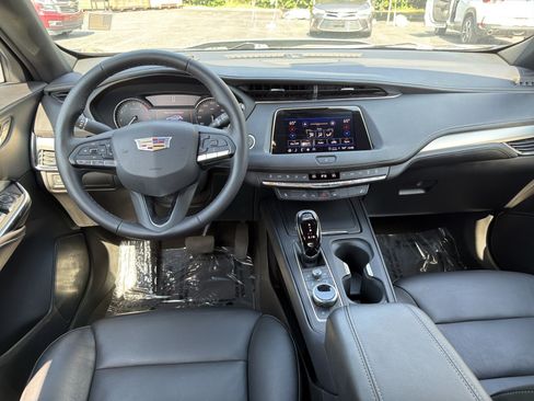 Used 2023 Cadillac XT4 Premium Luxury w/ Enhanced Visibility Package FWD image 23