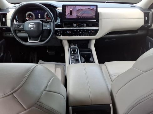 Used 2026 Nissan Pathfinder SL FWD image 14