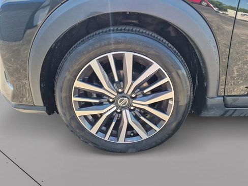 Used 2021 Nissan Kicks SV FWD image 38