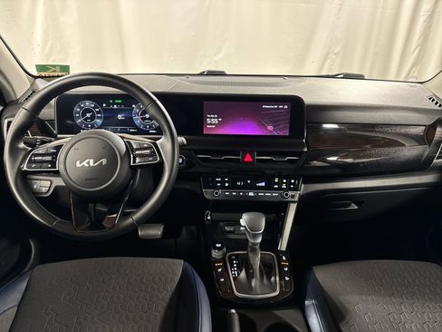 Certified 2024 Kia Seltos S image 7