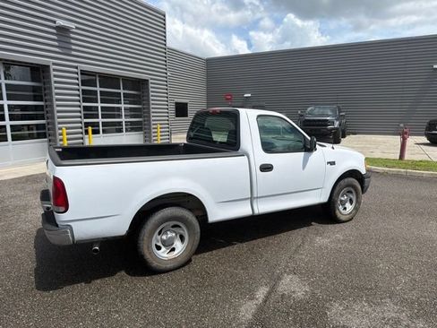 Used 2003 Ford F150 XL RWD image 4