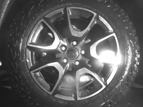 Used 2025 Jeep Compass Trailhawk image 14