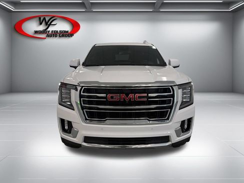 Used 2023 GMC Yukon SLT w/ SLT Luxury Package RWD image 2