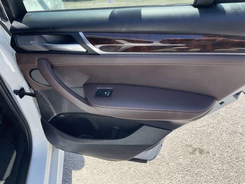 Used 2018 BMW X4 xDrive28i AWD/4WD image 16