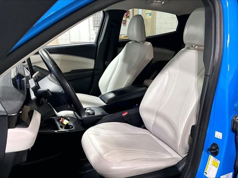 Used 2023 Ford Mustang Mach-E Premium image 16