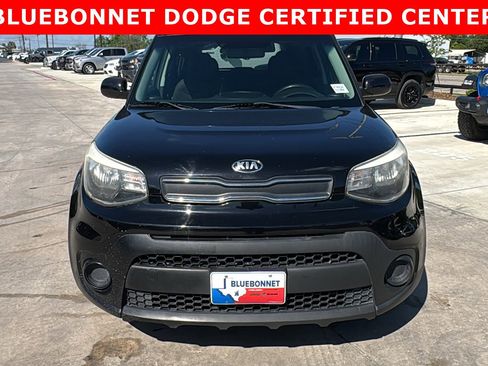 Used 2017 Kia Soul image 2