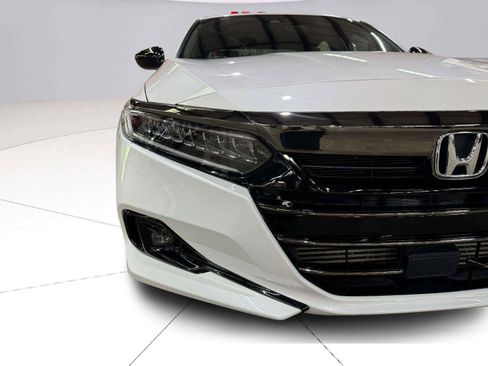 Used 2022 Honda Accord Sport image 12