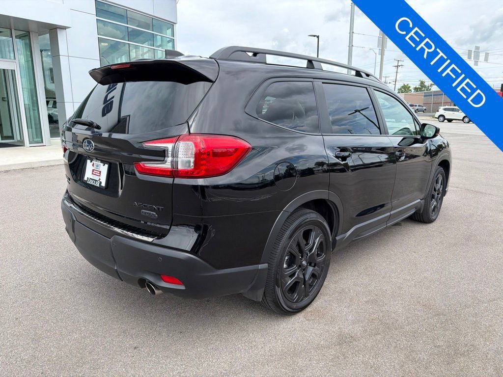Certified 2025 Subaru Ascent Bronze Edition w/ Onyx Package AWD/4WD image 7